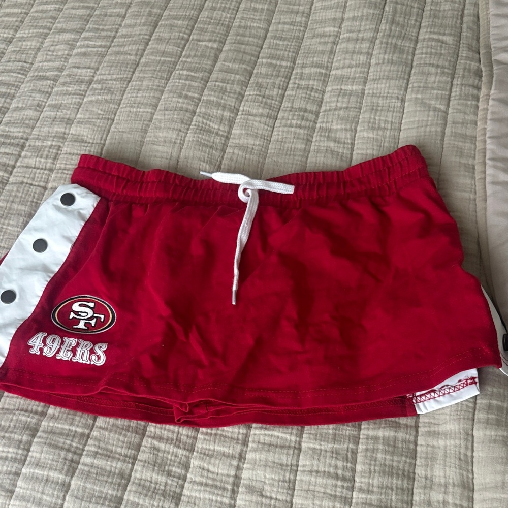 San Francisco 49ers Red Shorts